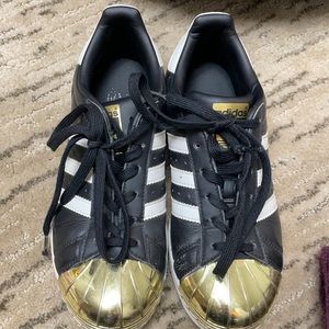 Womens Sz 6 White Adidas Classic Superstar Low Top Sneakers